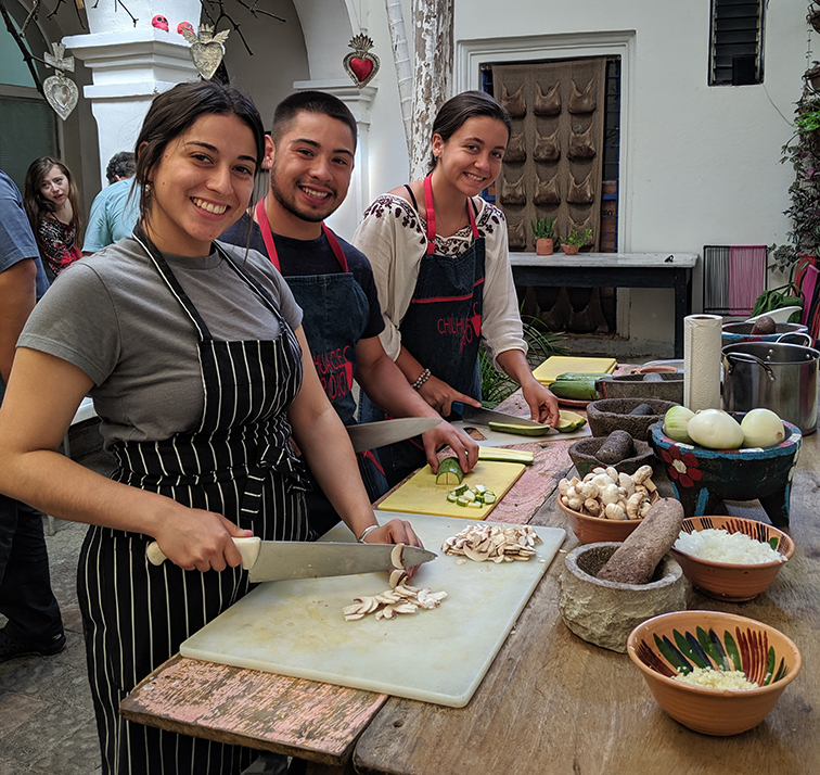 students in Mexico preparing food